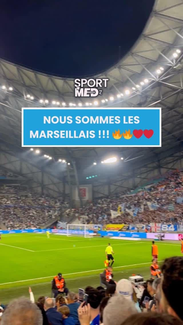 MONTE LE SON ET CHANTE, QUOIQU’IL ARRIVE ! À JAMAIS ! 💙🤍💙🫶🏻🫶🏻🫶🏻
🎥...