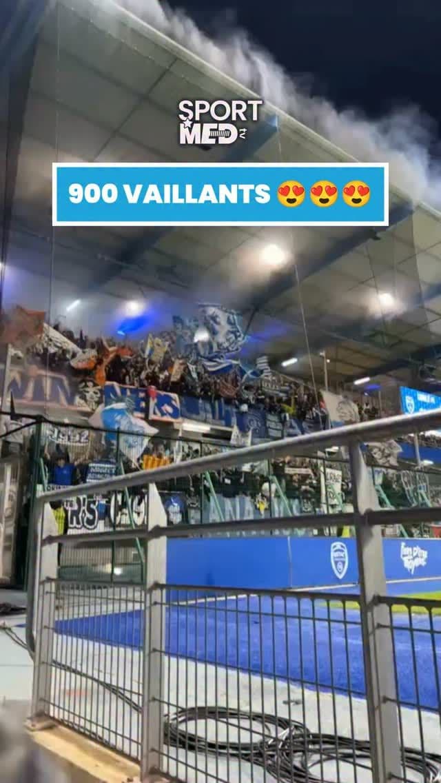PARTOUT C’EST CHEZ NOUS 🔥🔥🤍💙
Hommage aux 900 supporters marseillais (et...
