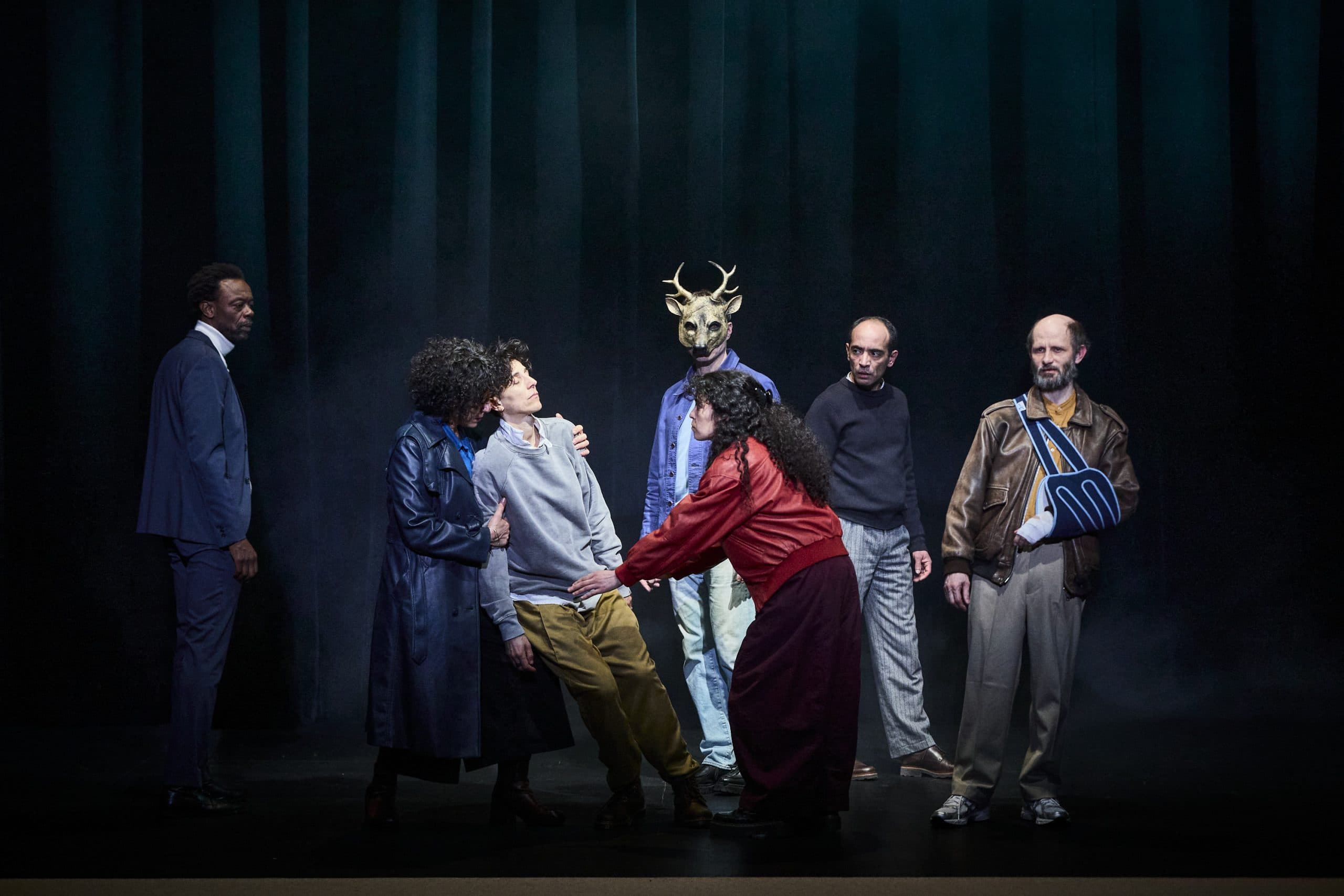 Le théâtre pour comprendre le monde sans renoncer à la poésie